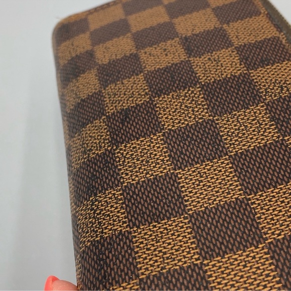 Women’s Louis Vuitton Wallet Red Zippy Clemence Ebene 100% Authentic - Picture 4 of 9